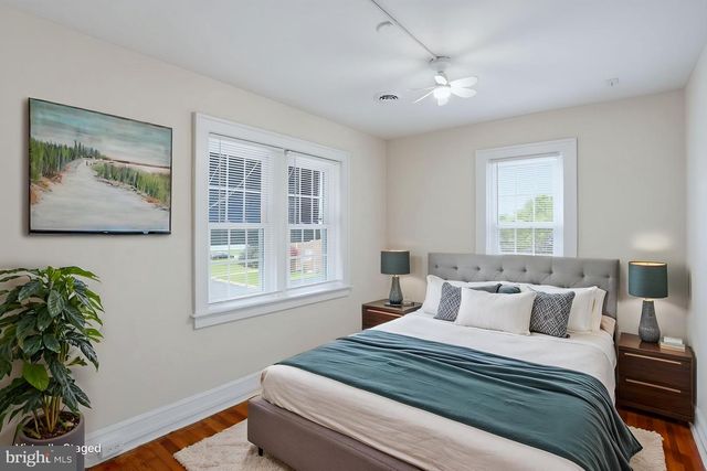 611 DEEMER PL, New Castle City, DE 19720