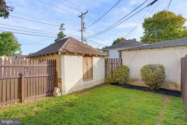 611 DEEMER PL, New Castle City, DE 19720