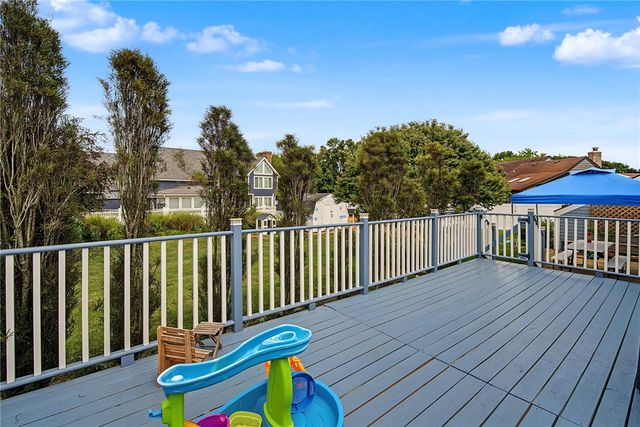 2605 Greenlawn Drive, Troy, OH 45373