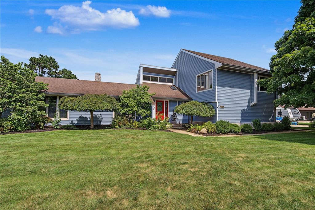2605 Greenlawn Drive, Troy, OH 45373