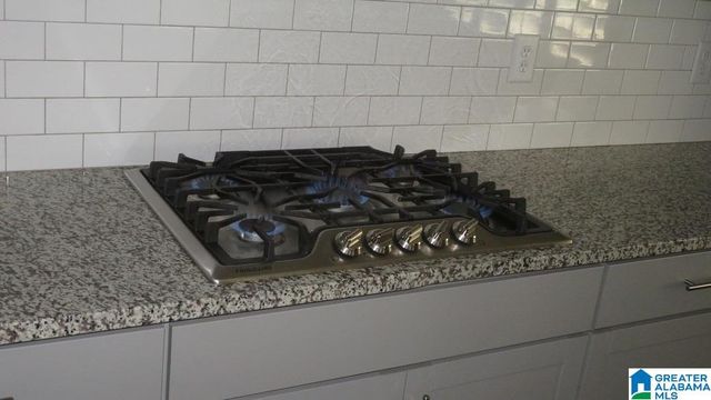 1077 EAGLE NEST CIRCLE, Birmingham, AL 35242