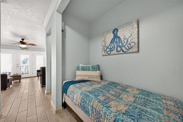 6300 Seawall Boulevard 9203, Galveston, TX 77551