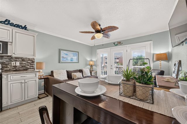 6300 Seawall Boulevard 9203, Galveston, TX 77551