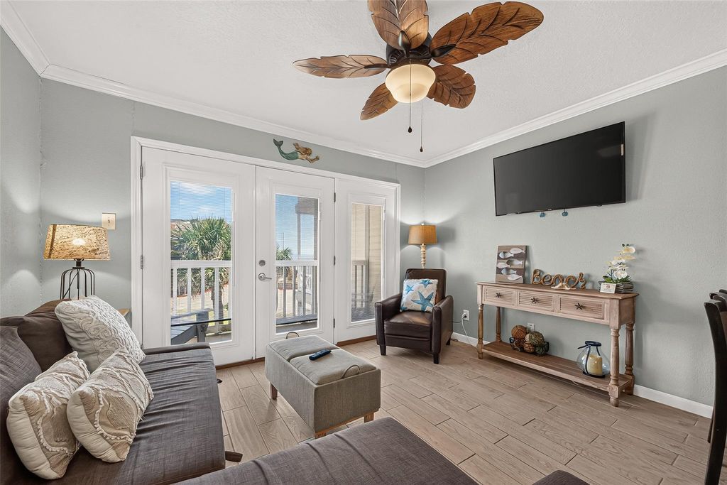 6300 Seawall Boulevard 9203, Galveston, TX 77551