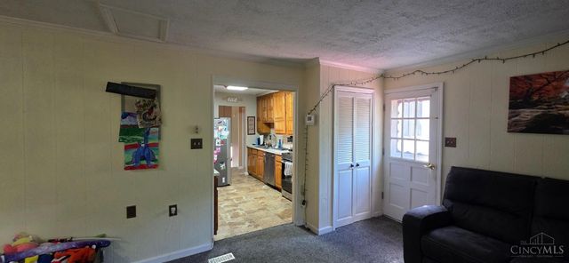 6566 Ripplewood Lane, Cincinnati, OH 45230