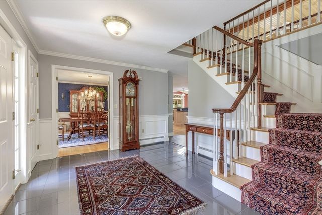 3 Aberdeen St, Windham, NH 03087