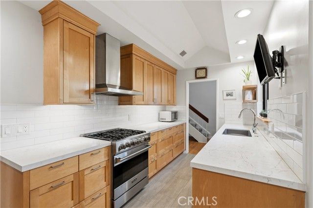 201 N Orange Grove Boulevard 532, Pasadena, CA 91103