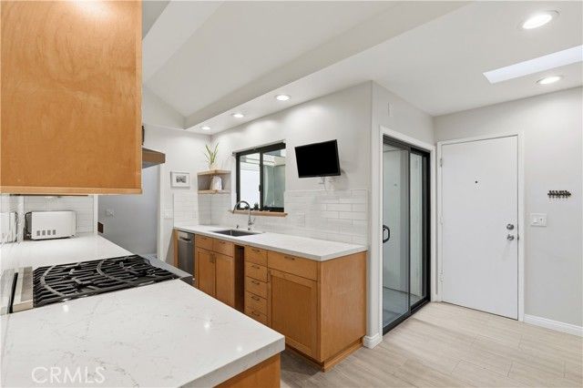 201 N Orange Grove Boulevard 532, Pasadena, CA 91103