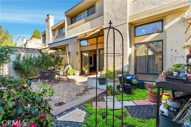 201 N Orange Grove Boulevard 532, Pasadena, CA 91103