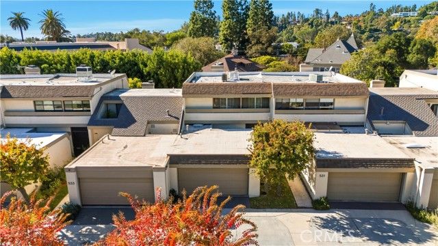 201 N Orange Grove Boulevard 532, Pasadena, CA 91103