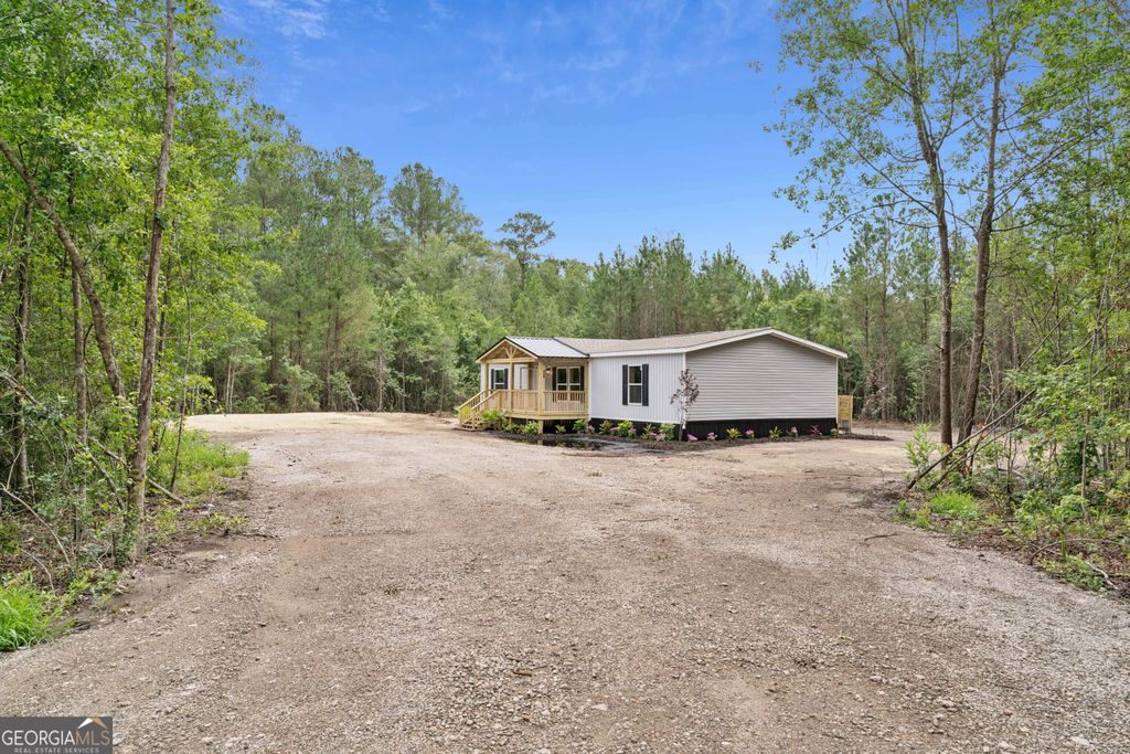 9 N Riverhill Trail, Brunswick, GA 31525