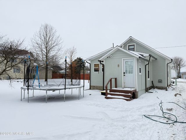 7105 N Curtice Street, Curtice, OH 43412