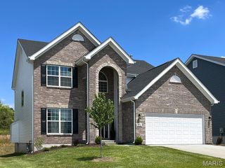 2 Ashford at River Bluffs Manors, Florissant, MO 63031