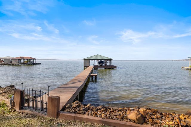 20848 Bay Shore Dr, Flint, TX 75762