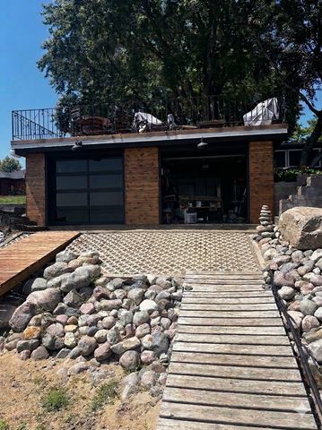 736 Shorewood Drive, Detroit Lakes, MN 56501