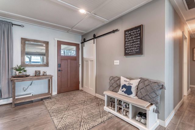 736 Shorewood Drive, Detroit Lakes, MN 56501