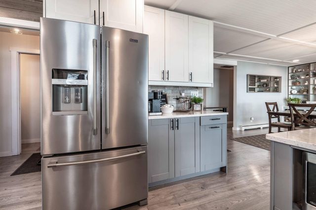 736 Shorewood Drive, Detroit Lakes, MN 56501