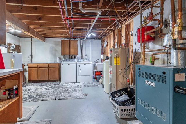 736 Shorewood Drive, Detroit Lakes, MN 56501