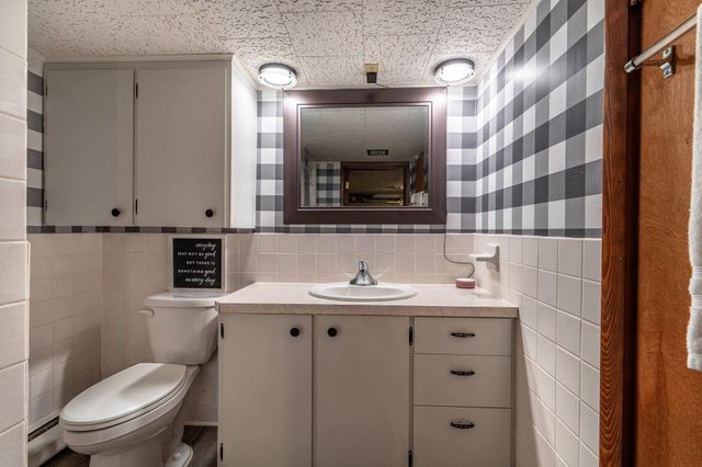 736 Shorewood Drive, Detroit Lakes, MN 56501