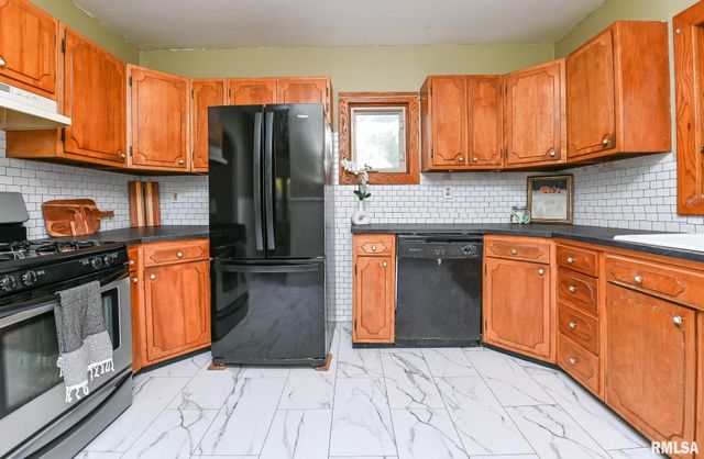 7710 S JEFFERSON Street, Bartonville, IL 61607