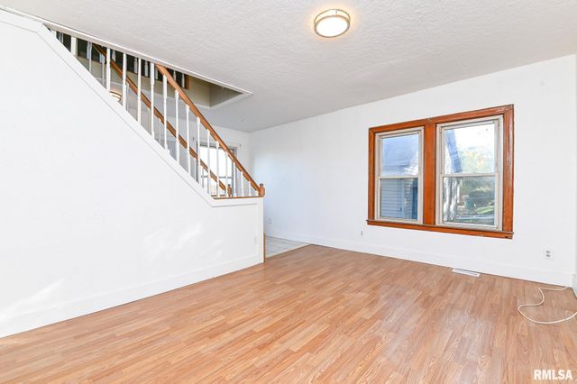 7710 S JEFFERSON Street, Bartonville, IL 61607