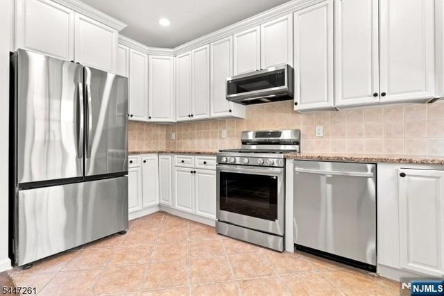 97 Astor Street, Newark, NJ 07114