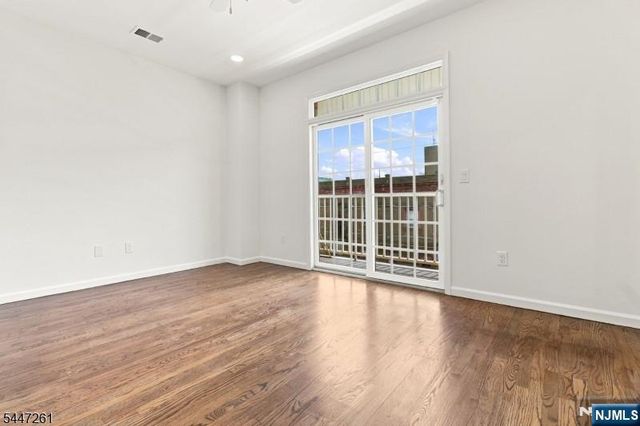 97 Astor Street, Newark, NJ 07114