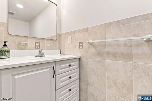 97 Astor Street, Newark, NJ 07114