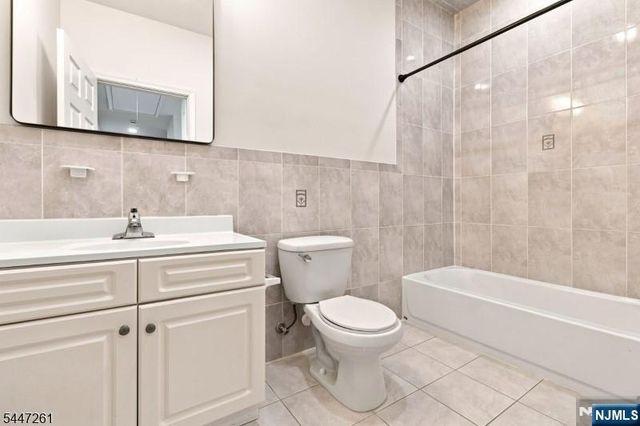 97 Astor Street, Newark, NJ 07114