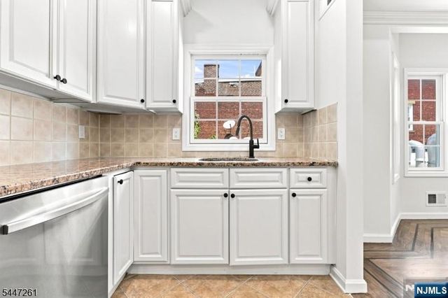 97 Astor Street, Newark, NJ 07114