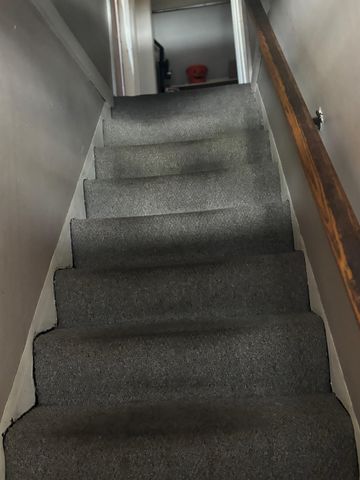 13 Batchelder Ave Apt 1, Manchester, NH 03103