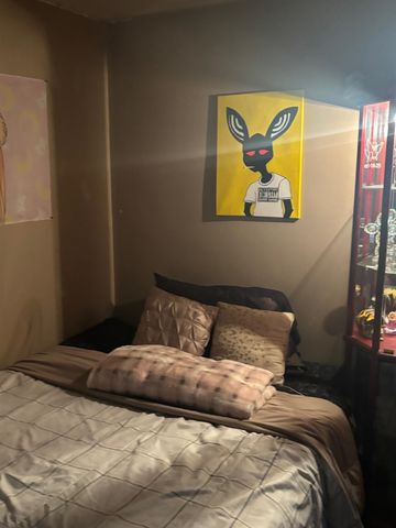 13 Batchelder Ave Apt 1, Manchester, NH 03103