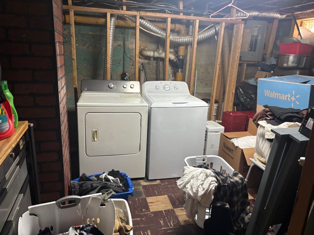 13 Batchelder Ave Apt 1, Manchester, NH 03103