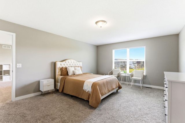 16206 Europa Avenue N, Hugo, MN 55038