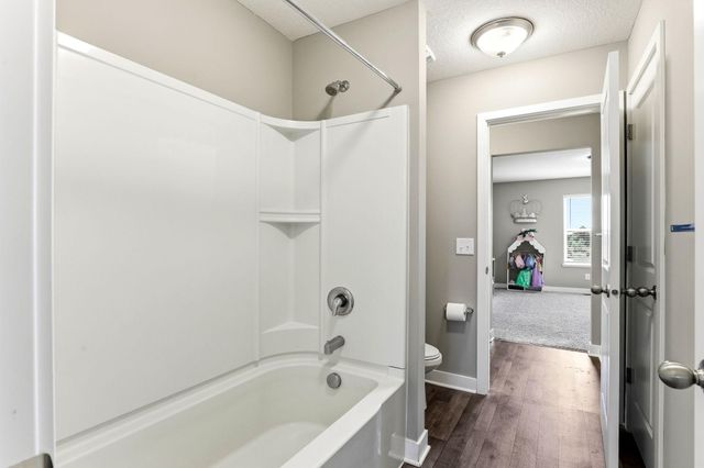 16206 Europa Avenue N, Hugo, MN 55038