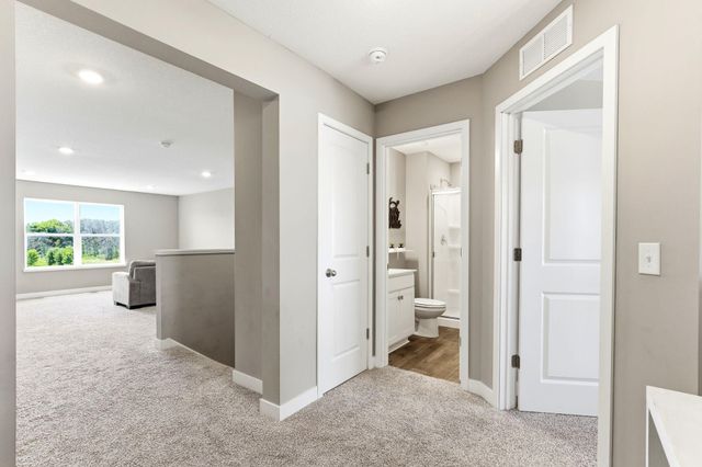 16206 Europa Avenue N, Hugo, MN 55038