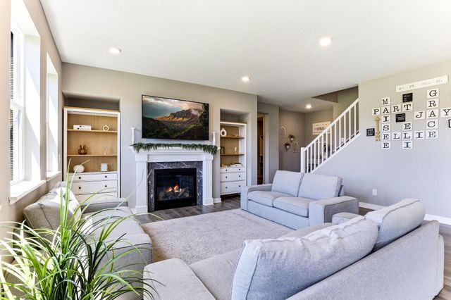 16206 Europa Avenue N, Hugo, MN 55038