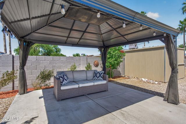 4941 W PHELPS Road, Glendale, AZ 85306