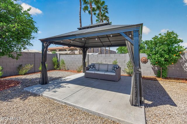 4941 W PHELPS Road, Glendale, AZ 85306