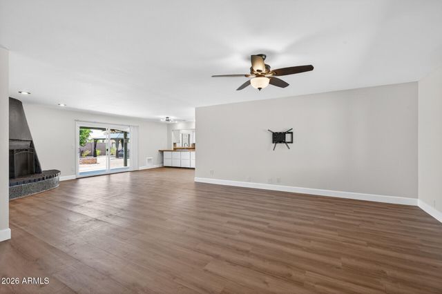 4941 W PHELPS Road, Glendale, AZ 85306