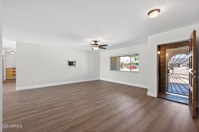 4941 W PHELPS Road, Glendale, AZ 85306