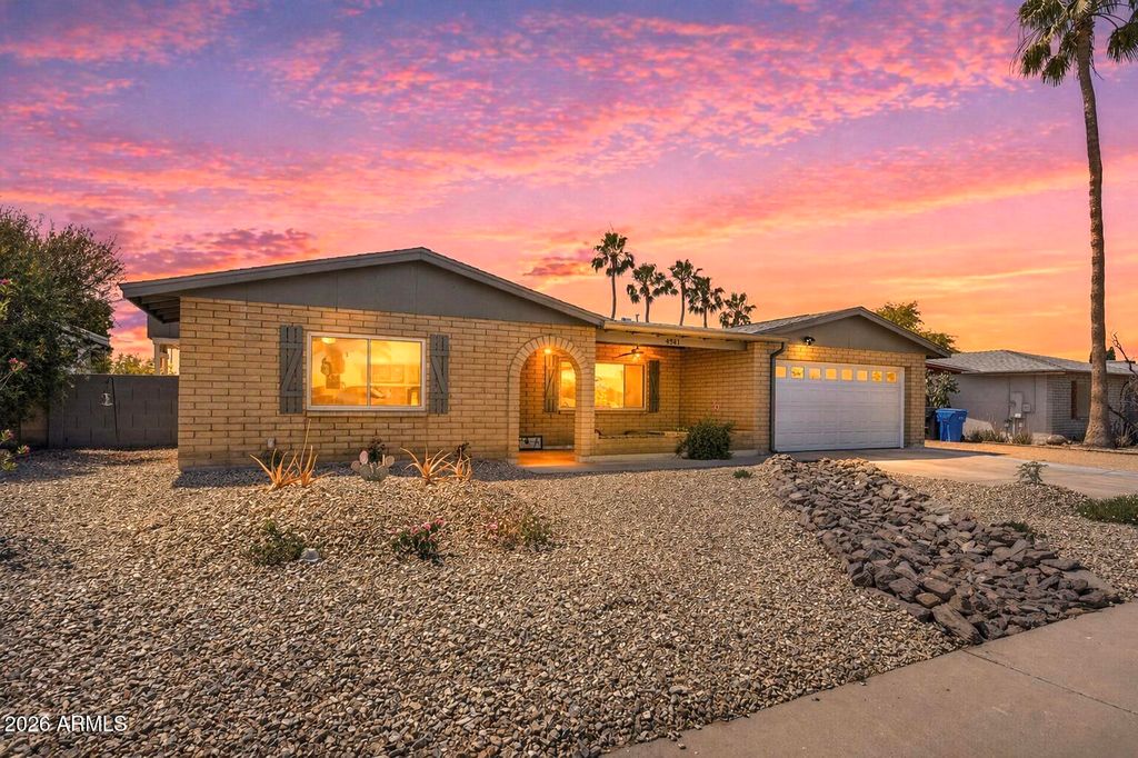 4941 W PHELPS Road, Glendale, AZ 85306