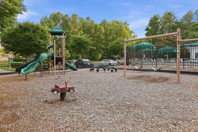 4616 Paces Ferry Drive, Durham, NC 27712