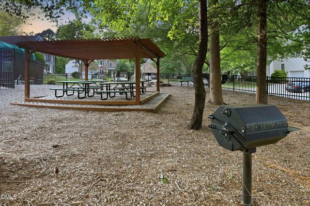 4616 Paces Ferry Drive, Durham, NC 27712