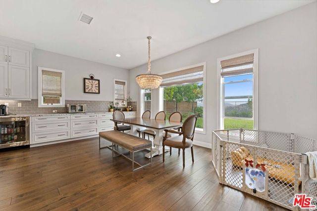 11925 N Ricasoli Way, Porter Ranch, CA 91326