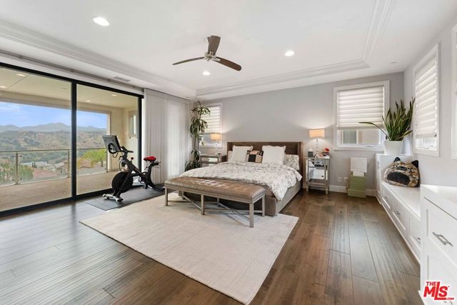 11925 N Ricasoli Way, Porter Ranch, CA 91326
