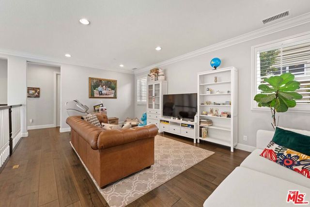 11925 N Ricasoli Way, Porter Ranch, CA 91326