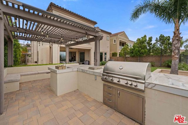 11925 N Ricasoli Way, Porter Ranch, CA 91326