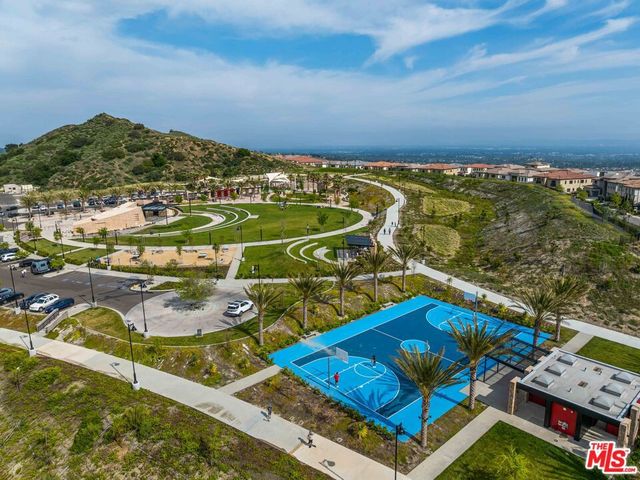 11925 N Ricasoli Way, Porter Ranch, CA 91326
