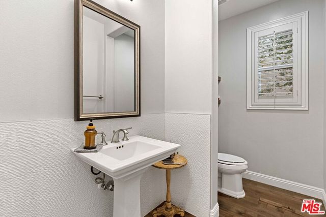 11925 N Ricasoli Way, Porter Ranch, CA 91326
